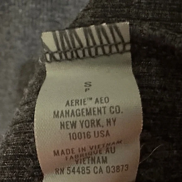 310 AERIE | NWT  Charcoal Gray Ribbed Scoop Neck Tank Top (Size S) - Picture 9 of 13